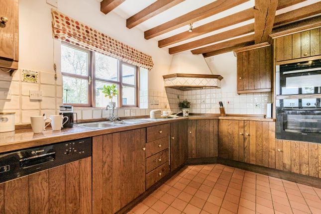 1361387-30-68Dd48...