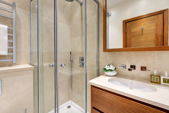 54, Garden House, London photo 4