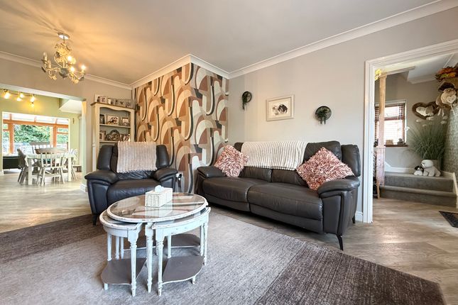 19 Gower Road, Aberdare photo 3