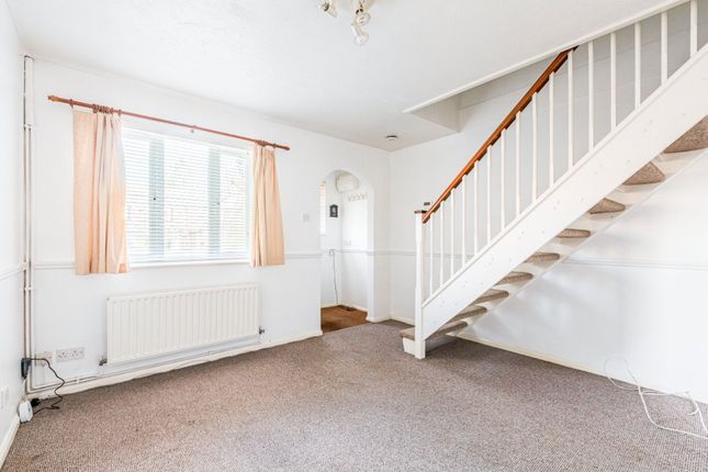 14, Eyston Drive, Surrey photo 4
