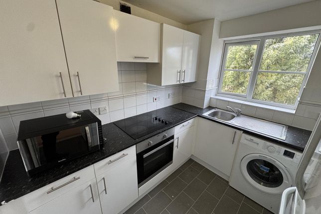 2 Hodson Place, Enfield photo 5