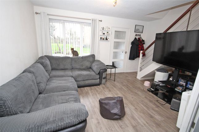 77, Eastlands, Hampshire photo 3