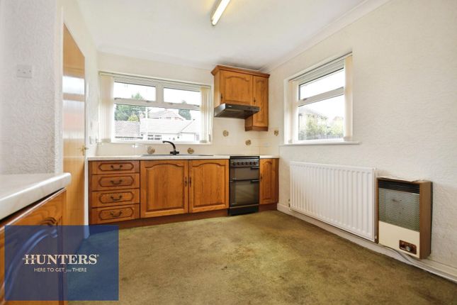 9, Cedar Street, Chesterfield photo 4