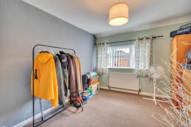 18, Chestnut Avenue, Oswestry photo 5