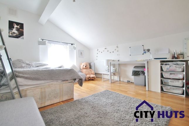 Maisonette to rent in St. Augustines Road, London