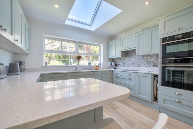 2, Trebartha Close, Callington photo 4