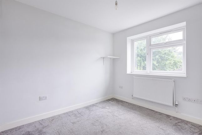 Flat 4, Hicks Farm Way, Hp13 7Aa-4.Jpg