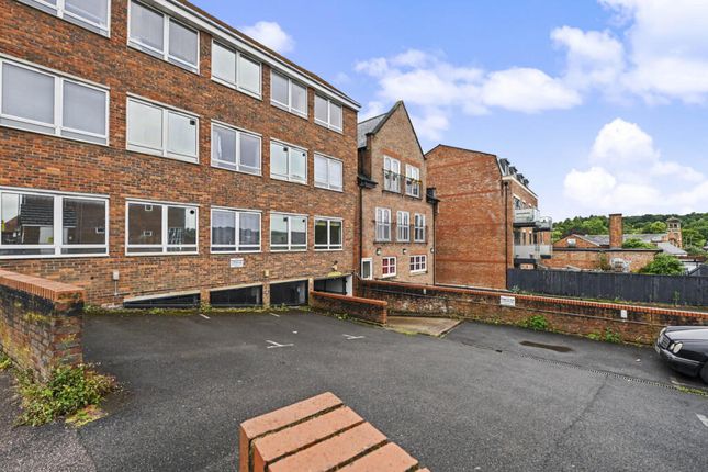 Flat 1, Jupiter, Station Road, Chesham photo 4