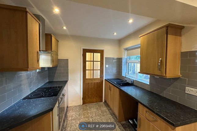 Chapel Walk, Westgate, Worksop photo 3