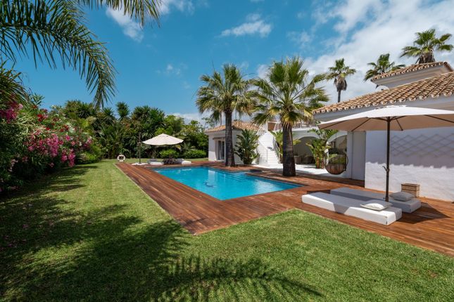 Villa for sale in Carib Playa, Marbella, Malaga, Spain