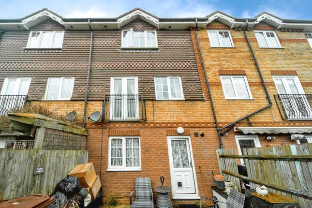 Town house for sale in Long Beach Mews, Eastbourne