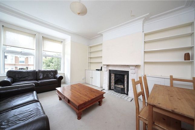 Flat to rent in Balham Park Road, Balham, London