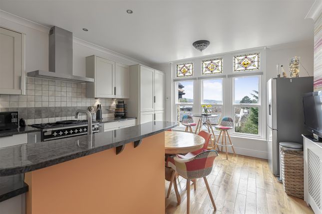 Flat 5 Margerison House, Margerison Road, Ilkley photo 2
