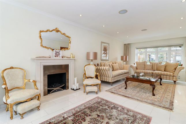 Detached house for sale in Quinta Drive, Arkley, Barnet