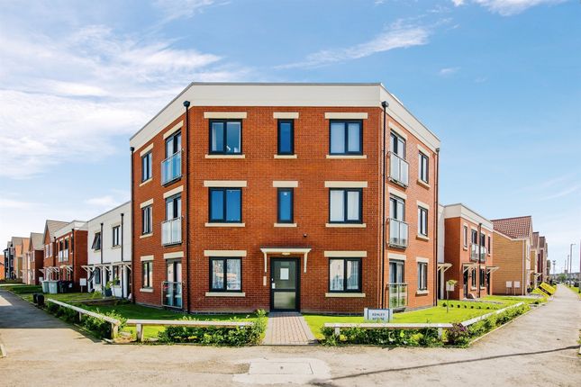 Thumbnail Flat for sale in Normanby Road, Skegness