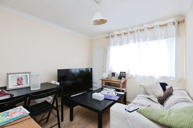 7, Abercromby Court, Abercromby Avenue, High Wycombe photo 2