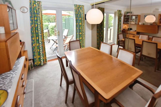 47, Hawkins Avenue Chelston, TORQUAY photo 4