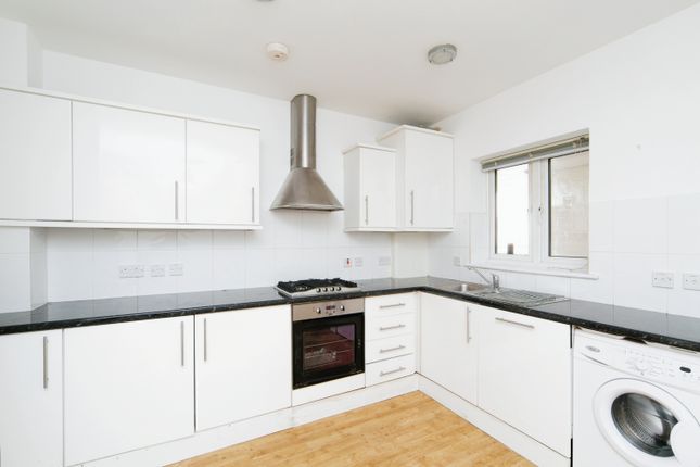 Flat for sale in West End Point, West End Parade, Pwllheli, Gwynedd