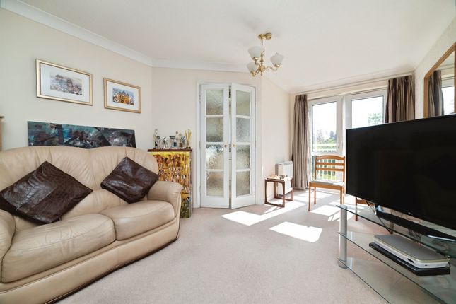 32, Ella Court, Hull photo 4