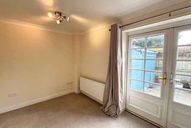59 Countess Wear Road Devon, Exeter photo 5