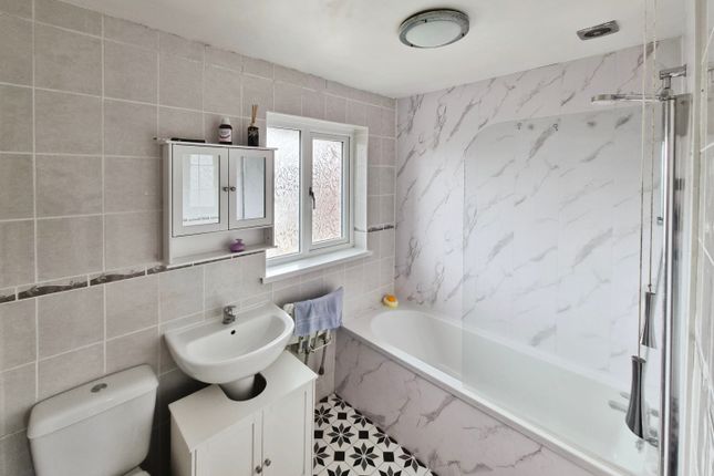 8, Briar Close, Immingham photo 4