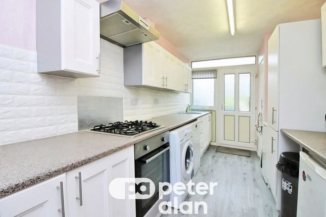 621, Newport photo 4