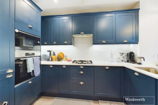 10, Sunapee Road, Berkshire photo 2