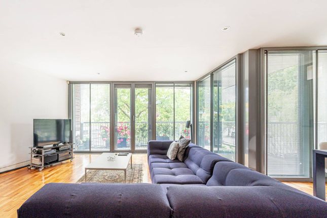 Thumbnail Flat to rent in Gloucester Avenue, Primrose Hill, London