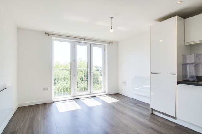 Flat 26, Ramsden Court Golden Jubilee Way, Wickford photo 2