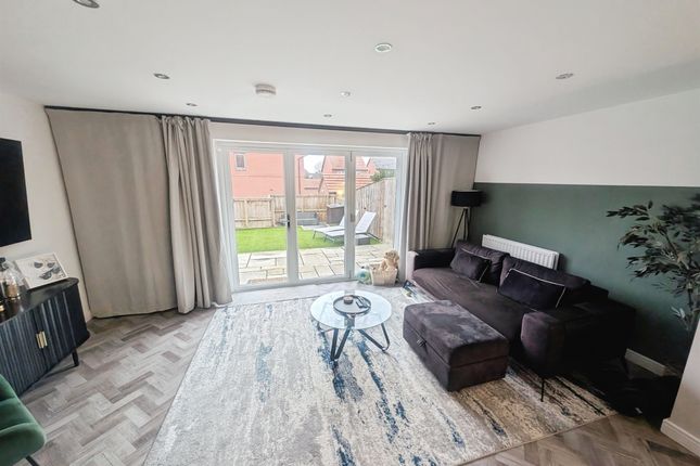 30, Heritage Street, Worksop photo 3