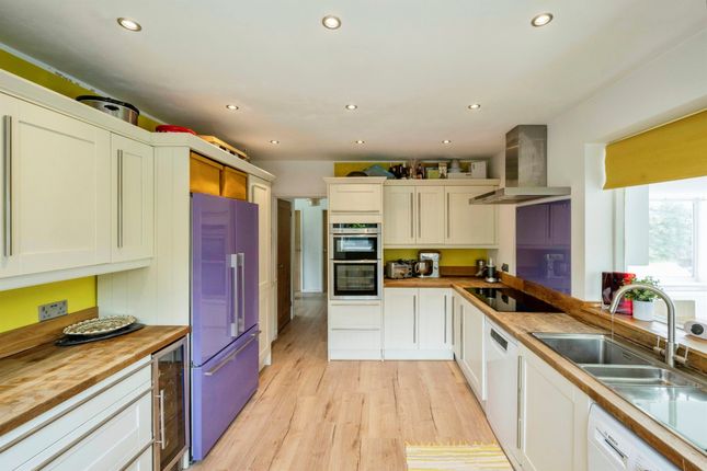2, Bawtry Road, Doncaster photo 3