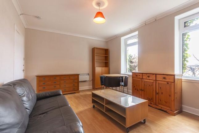 Thumbnail Flat to rent in West Pilton Avenue, Edinburgh