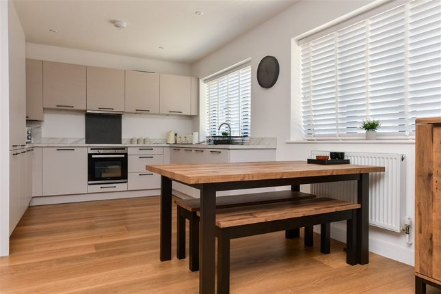 Brockenhurst Road, Ramsgate photo 4