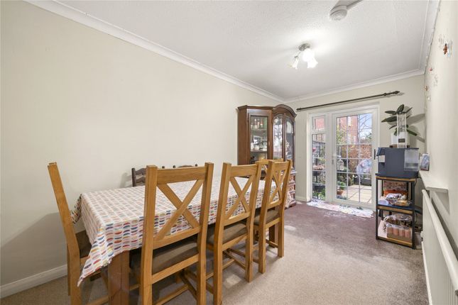 42, Blenheim Gardens, Kingston upon Thames photo 4