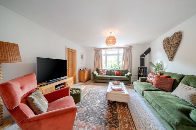Pine House, 41, Mill Lane, Lindford photo 4