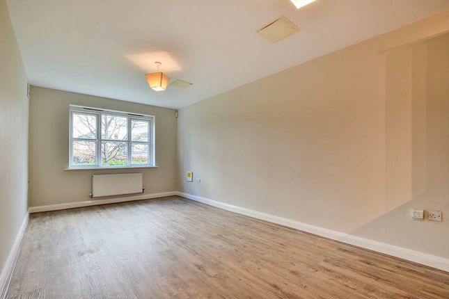 Flat for sale in Lawnhurst Avenue, Manchester, Greater Manchester