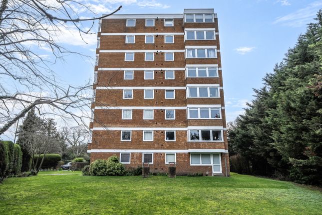 79 Carlton Towers,, North Street, Carshalton photo 3