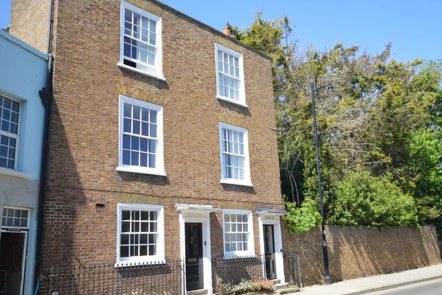 3-bed terraced on Riverside Cottage, Thames Street, Sunbury-on-Thames, £800,000