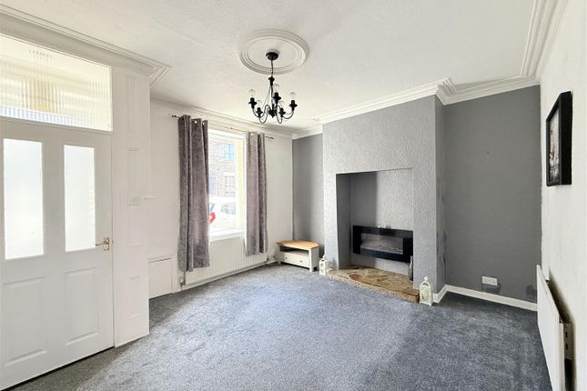 18, Dixon Street, Oldham photo 2