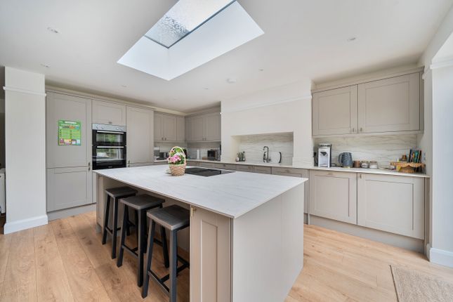 33, Farnborough Road, Surrey photo 3