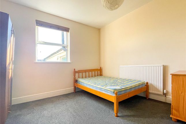 Terraced house to rent in Muller Road, Horfield, Bristol