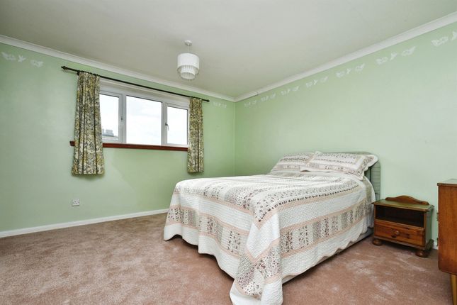 End terrace house for sale in Verwood Close, Swindon