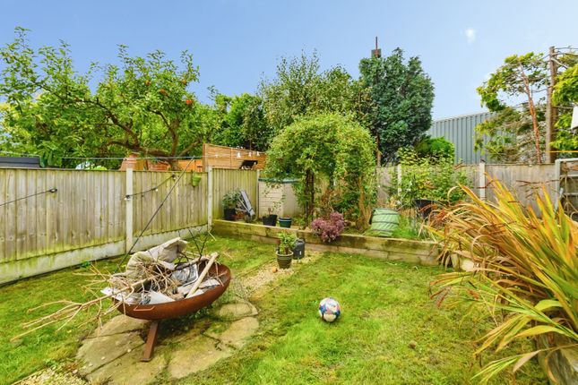 594, Manchester Road, Greater Manchester photo 4