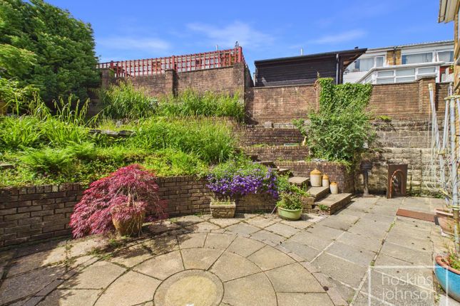 15, Coed Isaf Road, Pontypridd photo 3