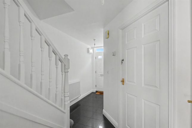 86, Mountbatten Way, Nottingham photo 4