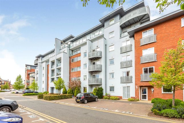 Thumbnail Flat for sale in Coxhill Way, Aylesbury