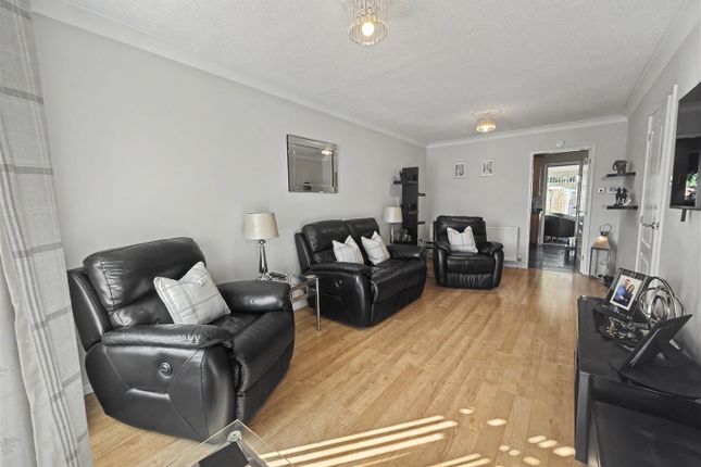 21, Cedar Mews, Darlington photo 2