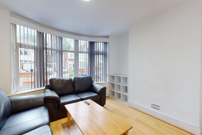 35, Delaine Road, Manchester photo 4