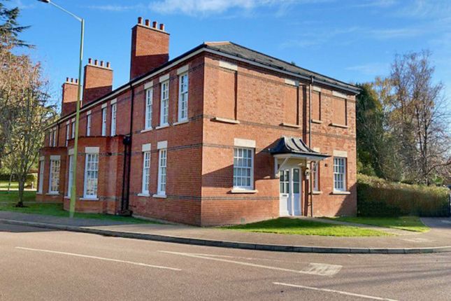 6 Casson Court,, Goldring Way, St Albans photo 2