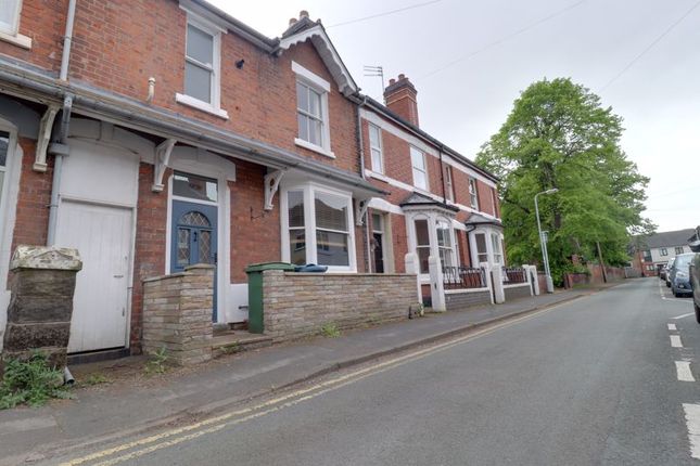 Terraced house to rent in Victoria Terrace, Stafford